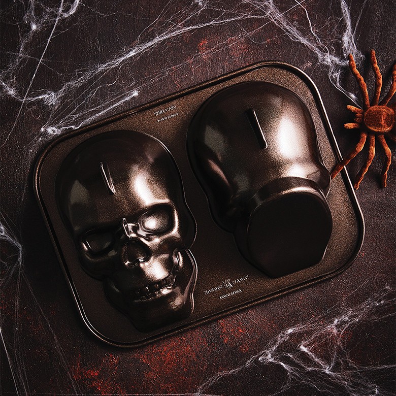 Nordic Ware Haunted Skull Cake Pan