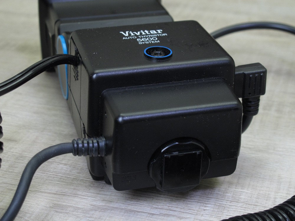 VIVITAR 5600 System Flash + DSC-3 and PMC PM/N2 Sync Cables