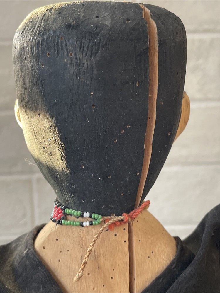 PERUVIAN SHIPIBO DOLL vintage traditional
