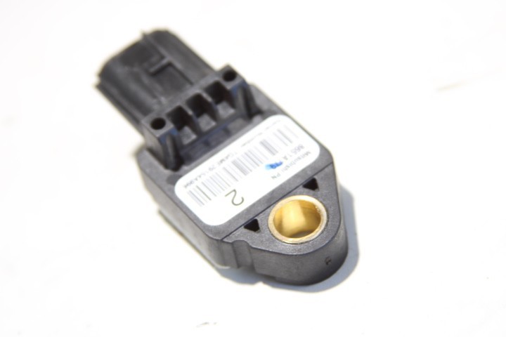 2012 -2017 Mitsubishi Lancer 2013 OUTLANDER 8651A179 SIDE Sensor oem e112