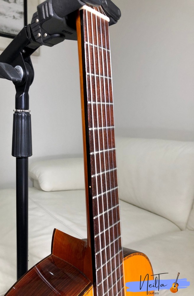 Morris M-25 Classsical Guitar 1978