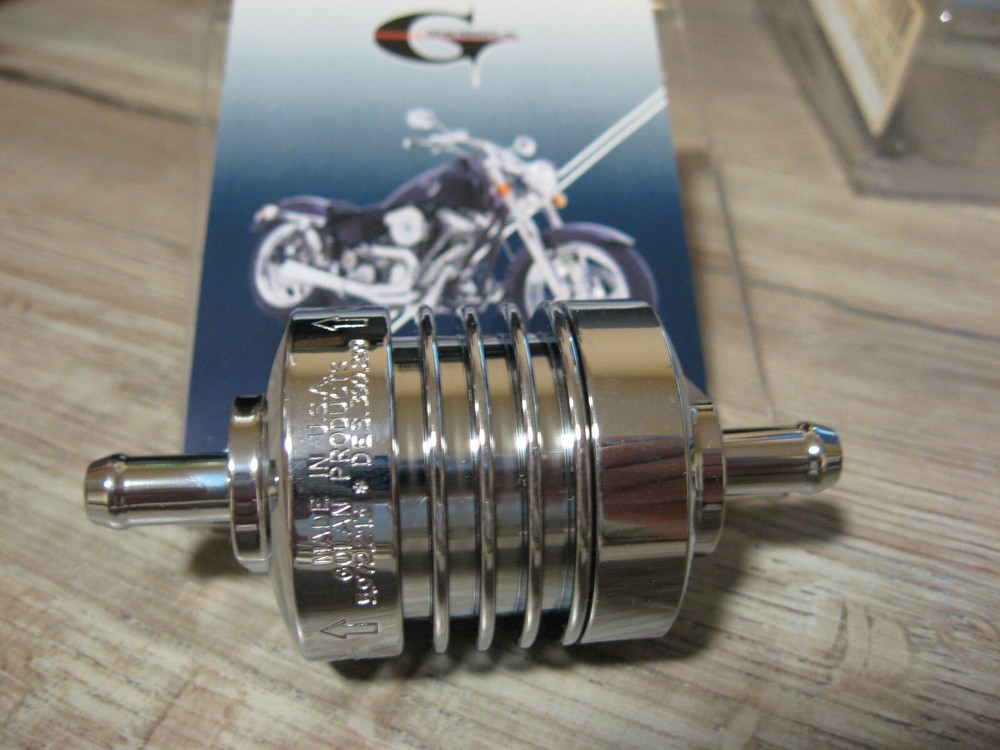 Golan Compact 1/4" Mini Fuel Filter - Chrome 60-250C