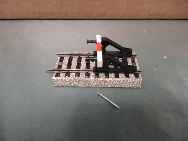 Marklin Ho 7190 plastic  buffer no box  nice!