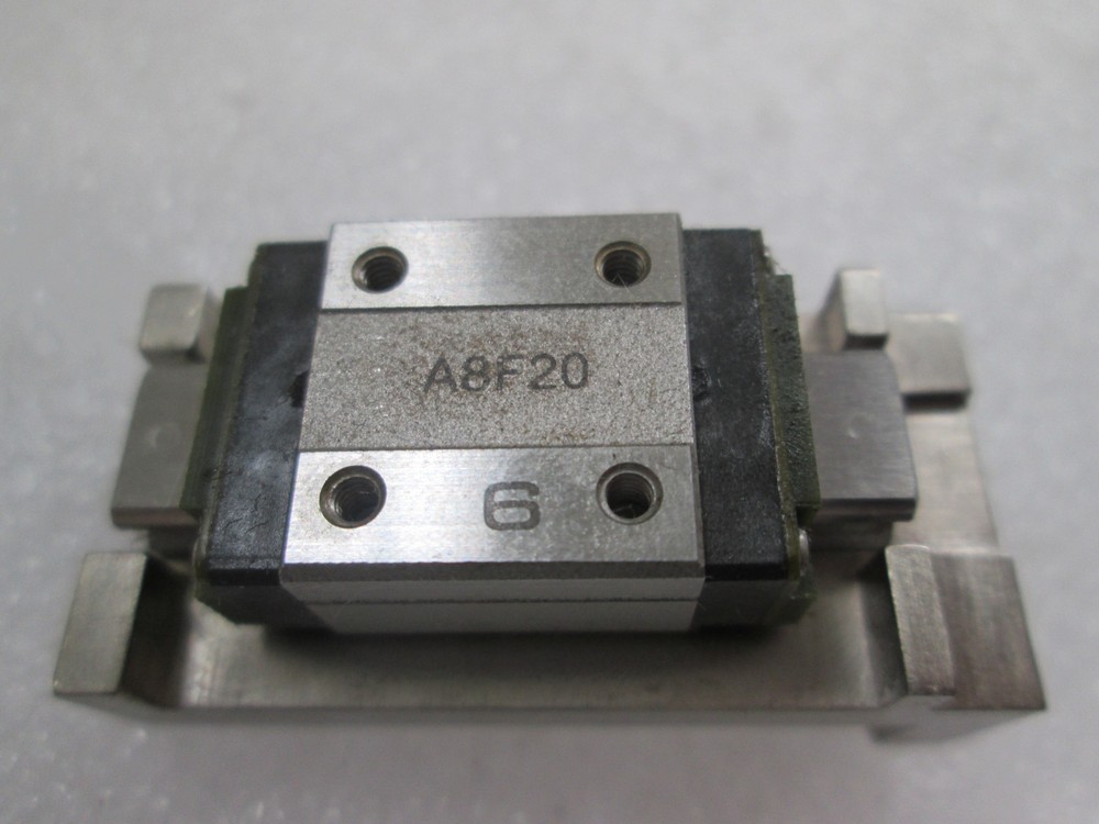 THK, 8D005, HSR8RM, Linear Slide w/ Bearing Block, Used
