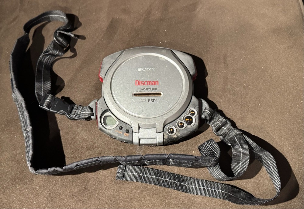 Sony Discman D-EG7 Portable CD Player ESP2 Compact Disc Tested Working