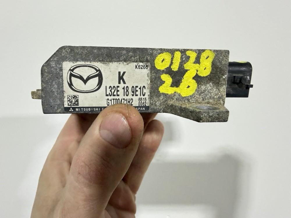 2006–2009 Mazda 3 TCM Transmission Control Module L32E-18-9E1C READ DESCRIPTION