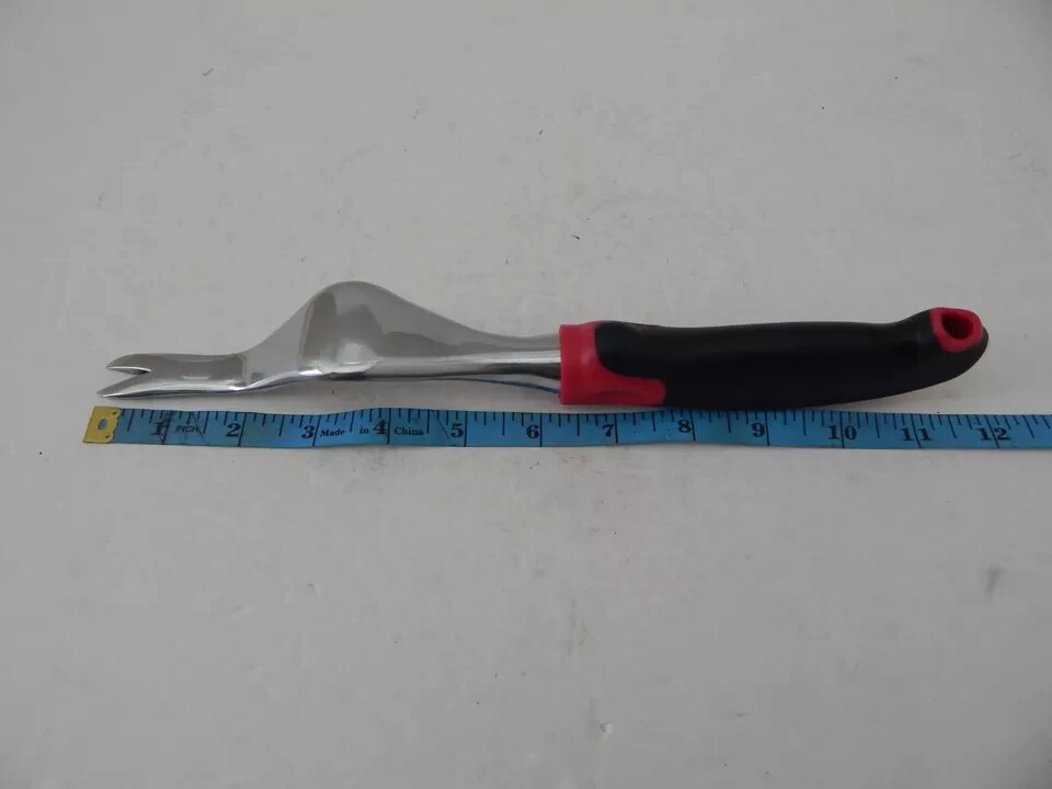 Universal Multi Purpose 6 Inch Heavy Duty Garden Weed Puller with Handle 2 Pack