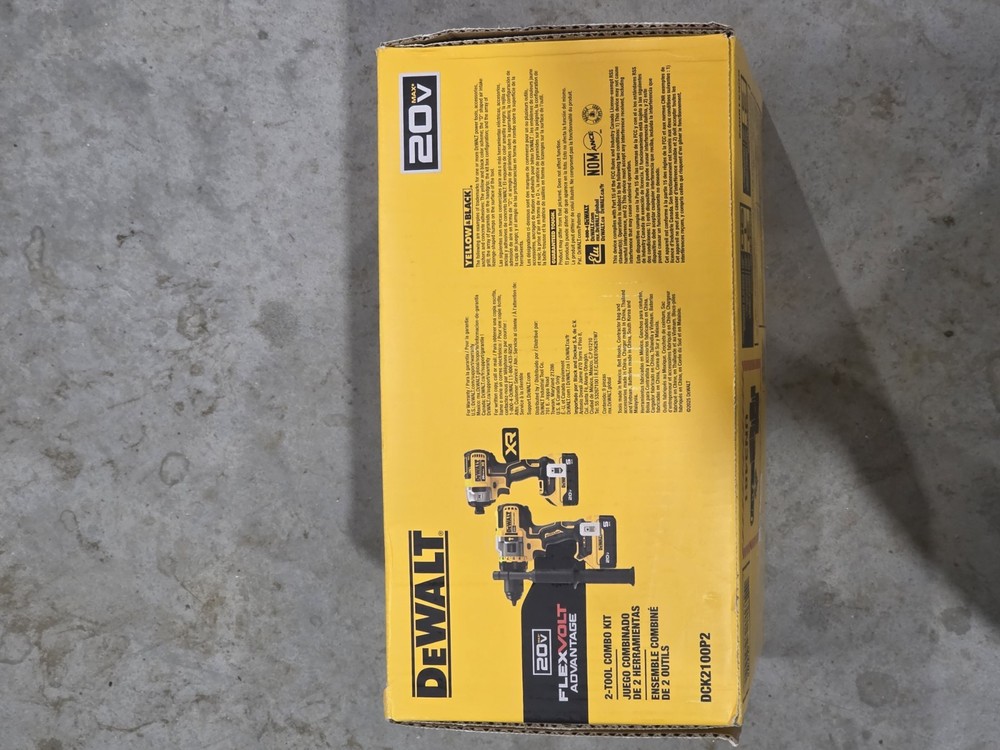 DEWALT 20V Max Hammer Drill/Impact Driver Combo Kit DCK2100P2