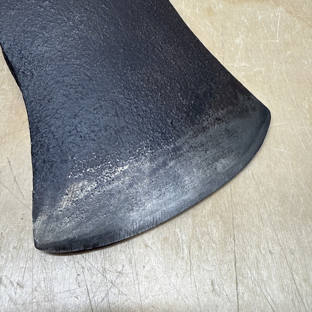 Vintage Unmarked 2lb 14.1oz Axe Head