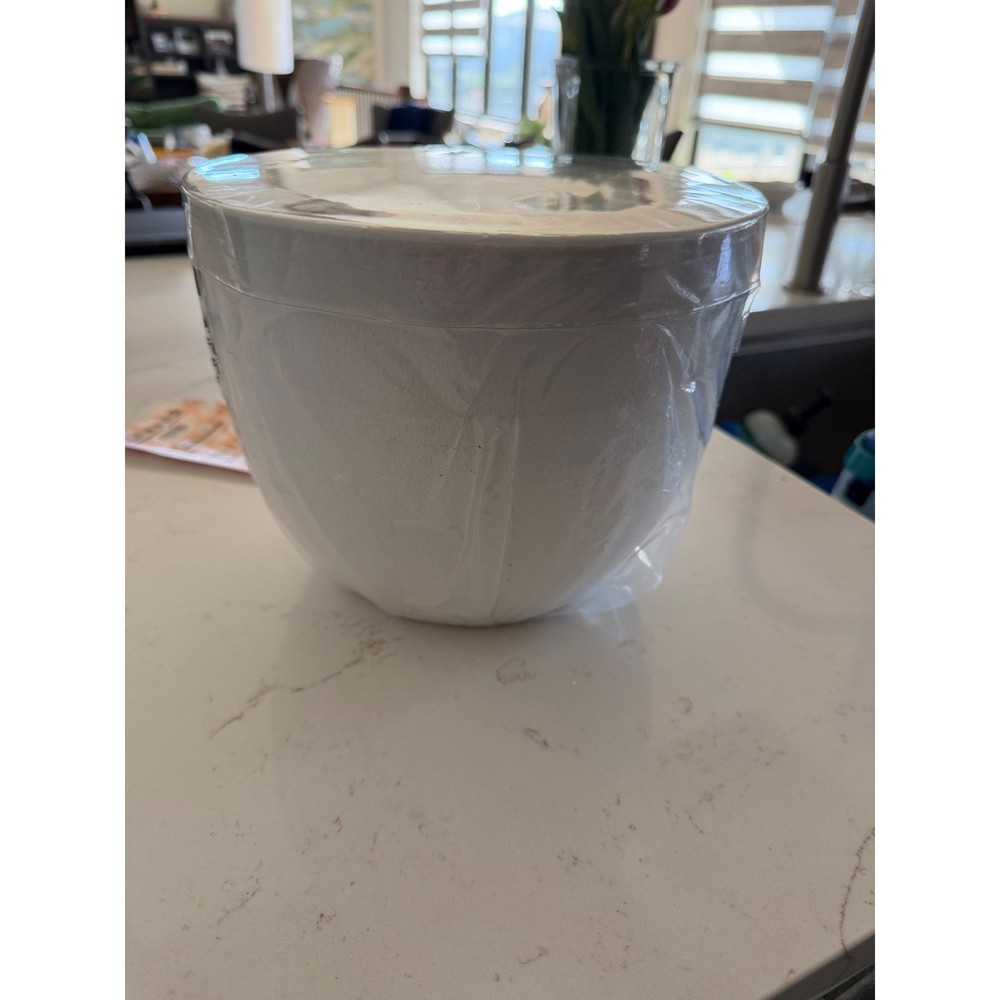 Plant pots