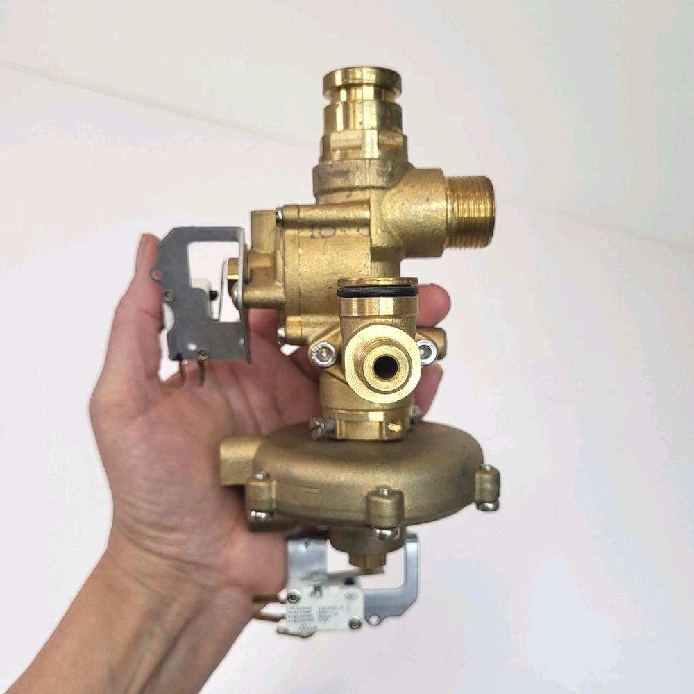 Baxi Combi 80E 80 Eco 105E 105HE Diverter Valve 7224344 248061 Genuine tankless