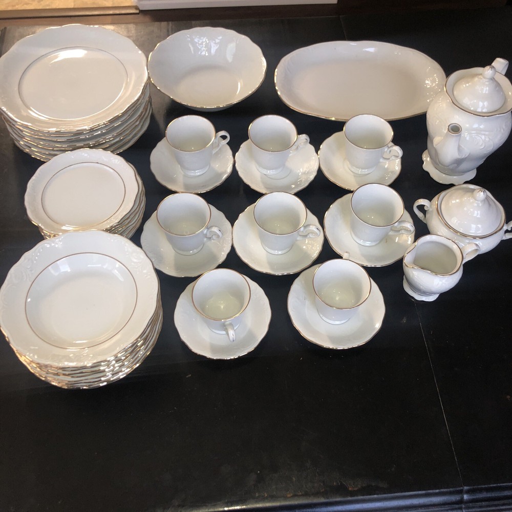 gibson houseware 47 Pc White With Gold Trim