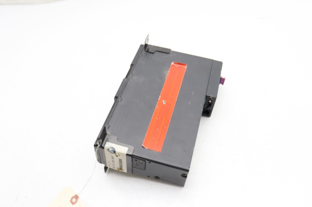 00-06 BMW X5 E53 6 DISC CD CHANGER Q9850