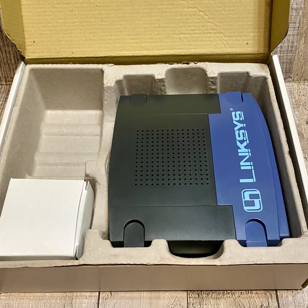 Linksys EtherFast Cable/DSL Router with 4-Port Switch BEFSR41 Ver 2 Excellent