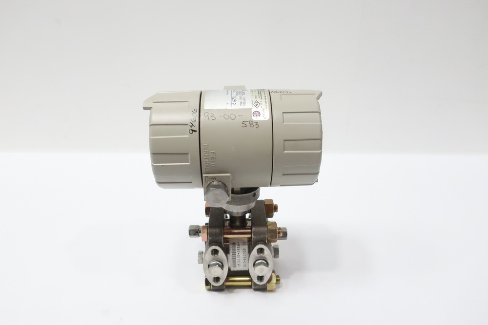 Bailey BC25215110 Differential Pressure Transmitter 3600psi 12-42v-dc