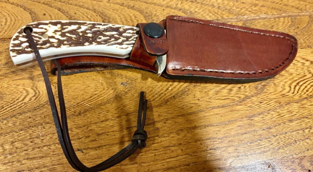Schrade Uncle Henry Sharp Knife And Sheath.
