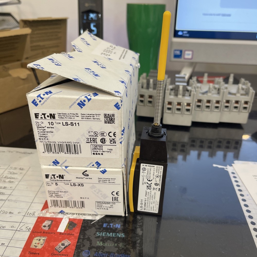 Eaton Limit Switch LS-S11S/S WITH SPRING ROD