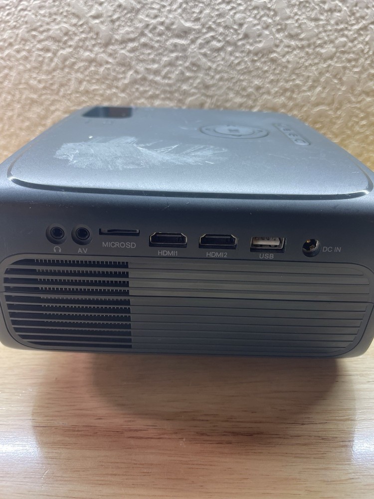 Onn. Class HD (720p) LCD Projector (100096801) No Adapter