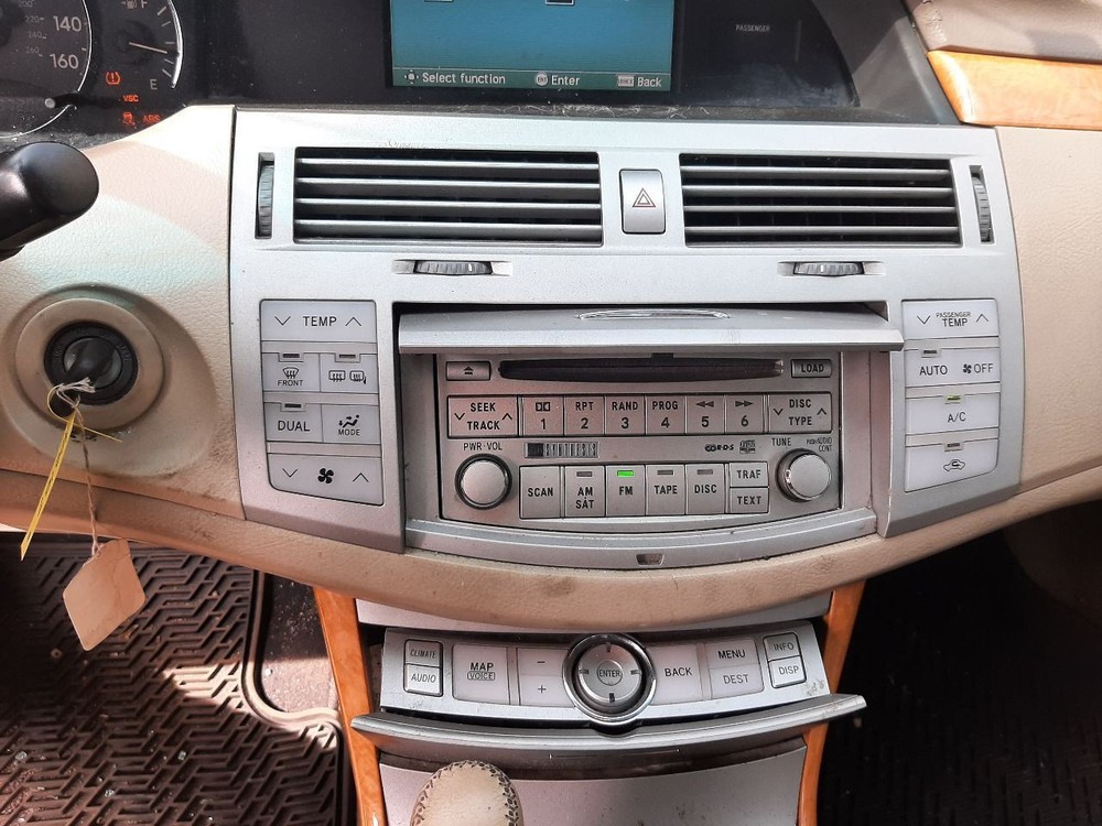 AVALON 2007 High Mounted Stop Light 1040465