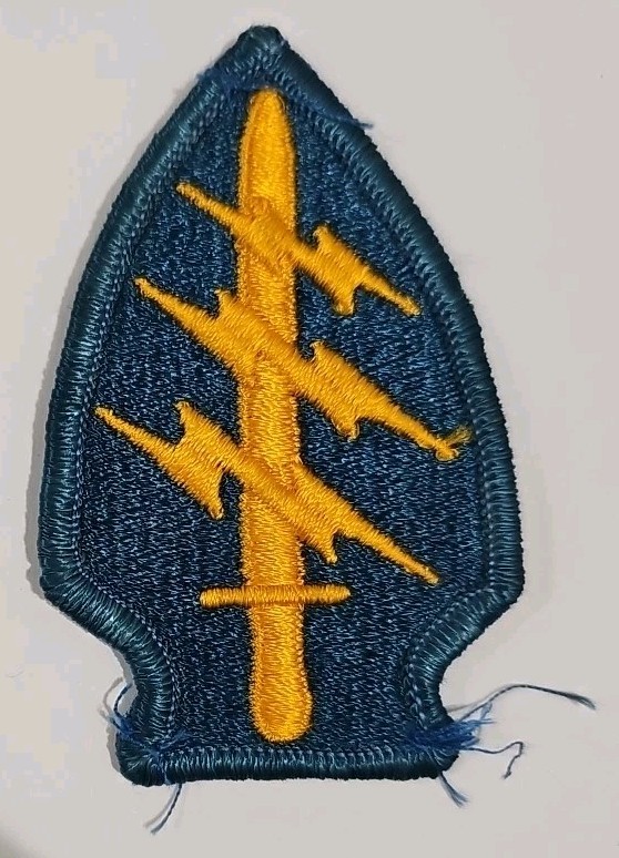 Vietnam War US Army 1st SPECIAL FORCES Command Shoulder Patch Sew On ORIGINAL