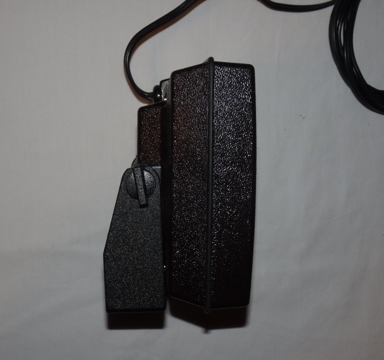 Motorola HSN4018B External Speaker With Bracket - for CB, Ham, Scanner- Tested