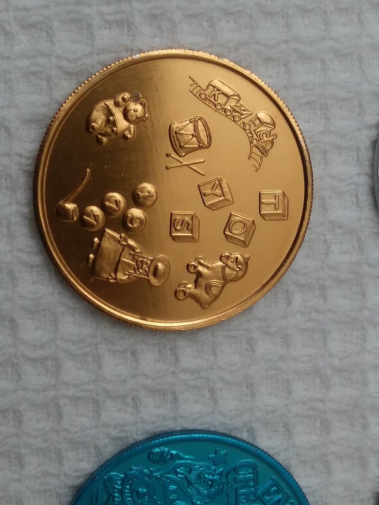 Vintage 4 Tokens All Different #003