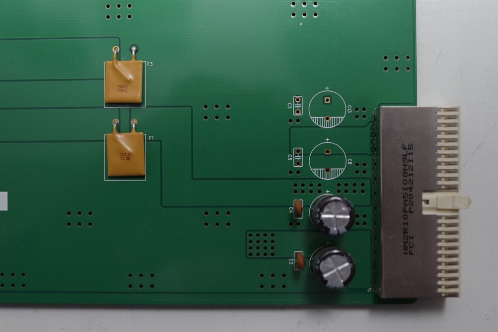 National Instruments PXI 5V 12V Output Module