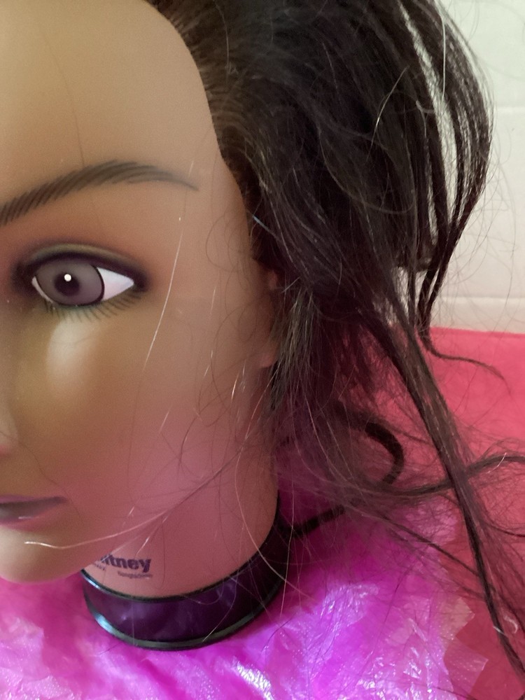 291-Burmax Whitney cosmetology training mannequin Head Preowned