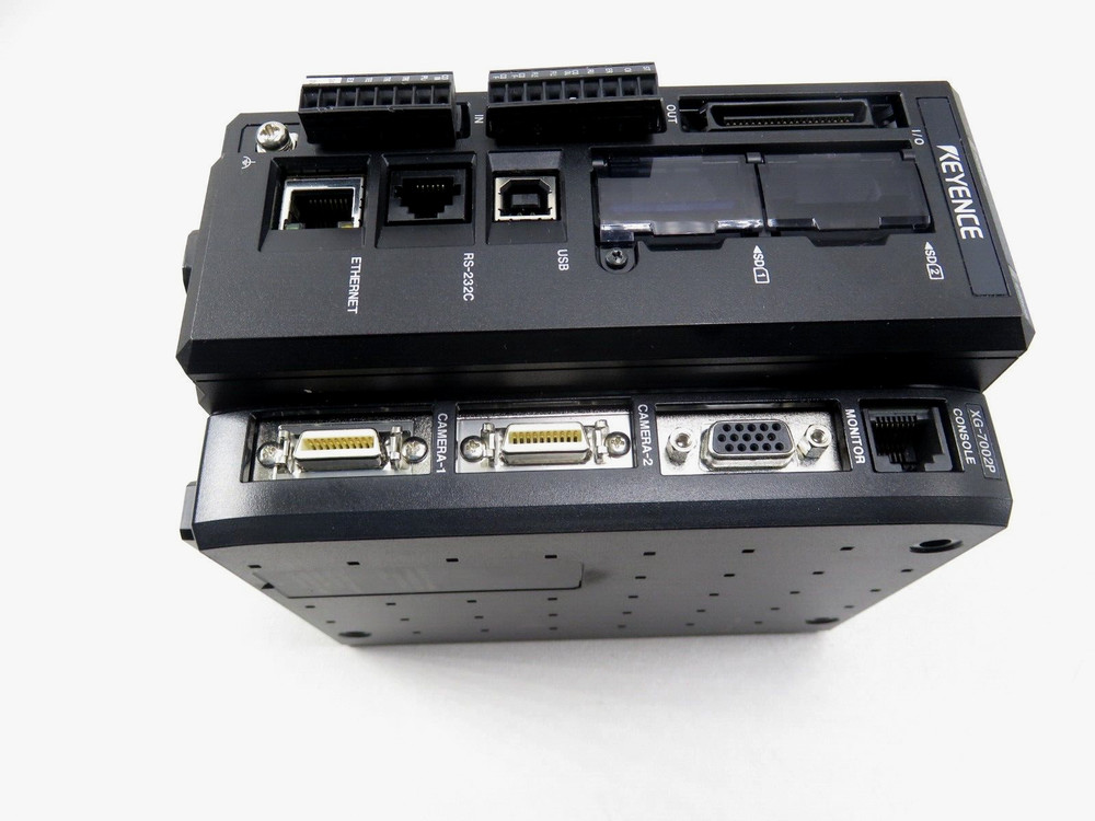 Keyence XG-7002P Multi-camera Imaging System/Controller w/ Keyence OP-87133