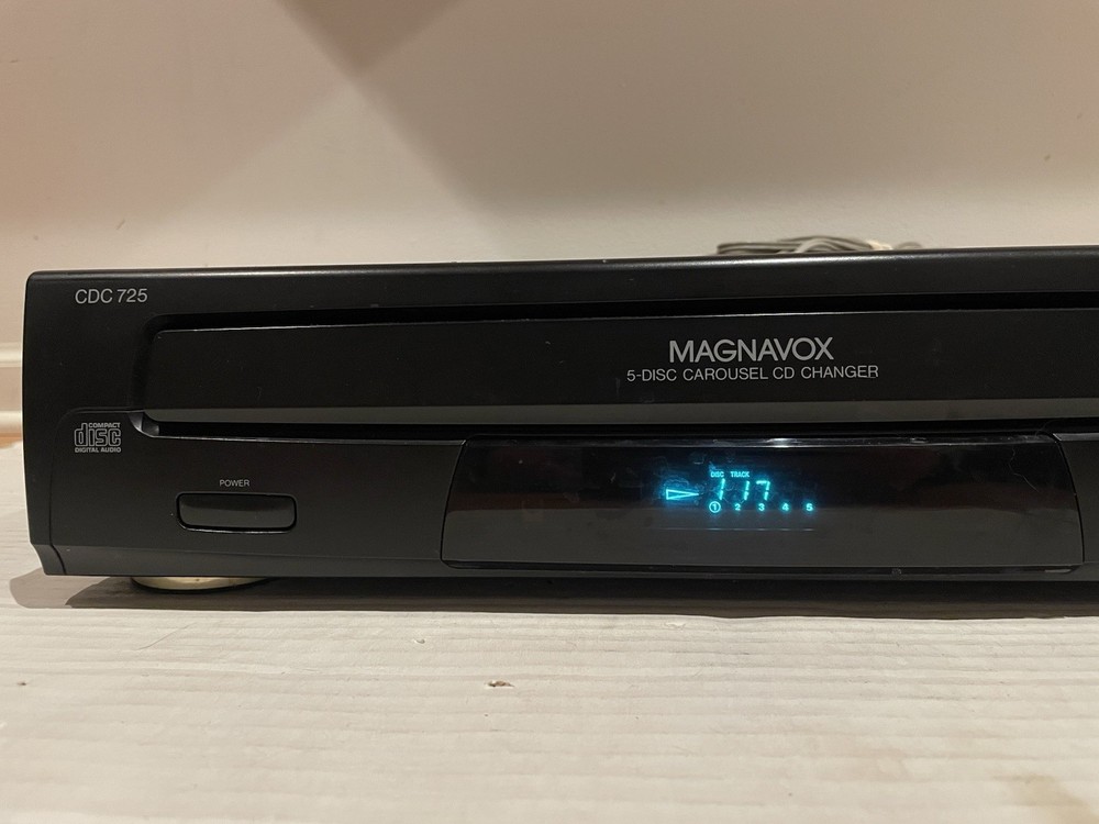 Magnavox CDC 725 Compact Disc 5 CD Carousel CD Player Changer with Cables Tested