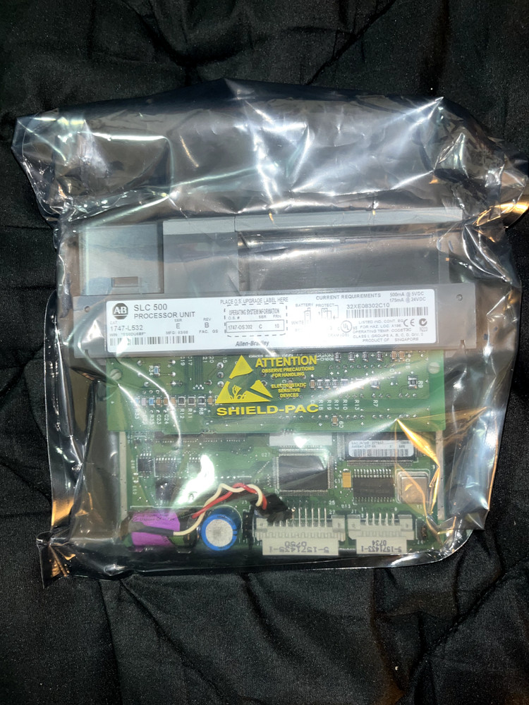 Allen-Bradley 1747-L532 PLC Processor Module