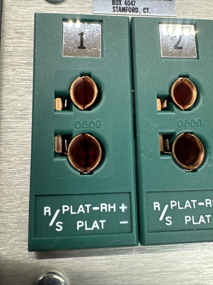 Omega Thermocouple Box Splice Connector Plug Terminator Platinum R/S Easy Remove