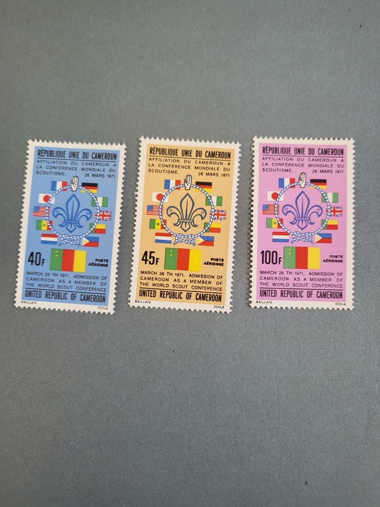 Stamps Cameroun Scott #C202-4 nh