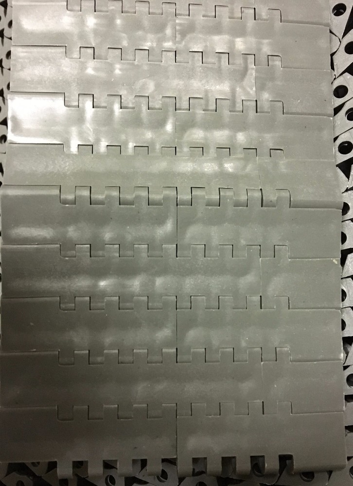 4" Flat Table Top Chain Plastic Conveyor Chain 131' #4380