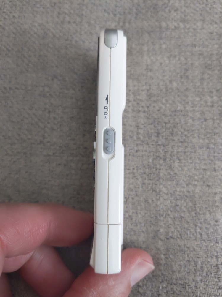 Olympus Digital Voice Recorder WS-110 (WORKS - READ DESCRIPTION)