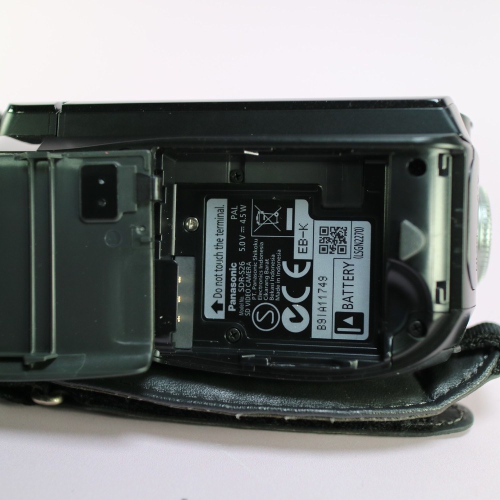 Panasonic SDR-S26 Handheld Digital Camcorder Black Tested Full Working Set