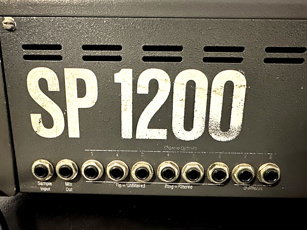 Original Grey Emu SP1200 Sampling Drum Machine SP-1200 E MU vintage