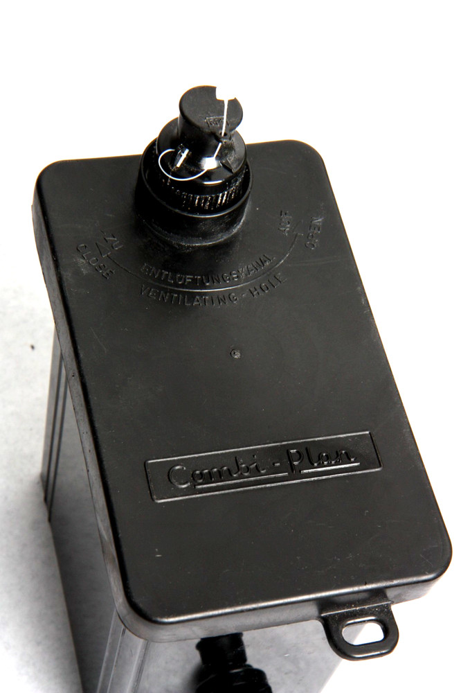 Combi Plan Daylight Processing Tank For 4x5 Sheet Film, with instructins