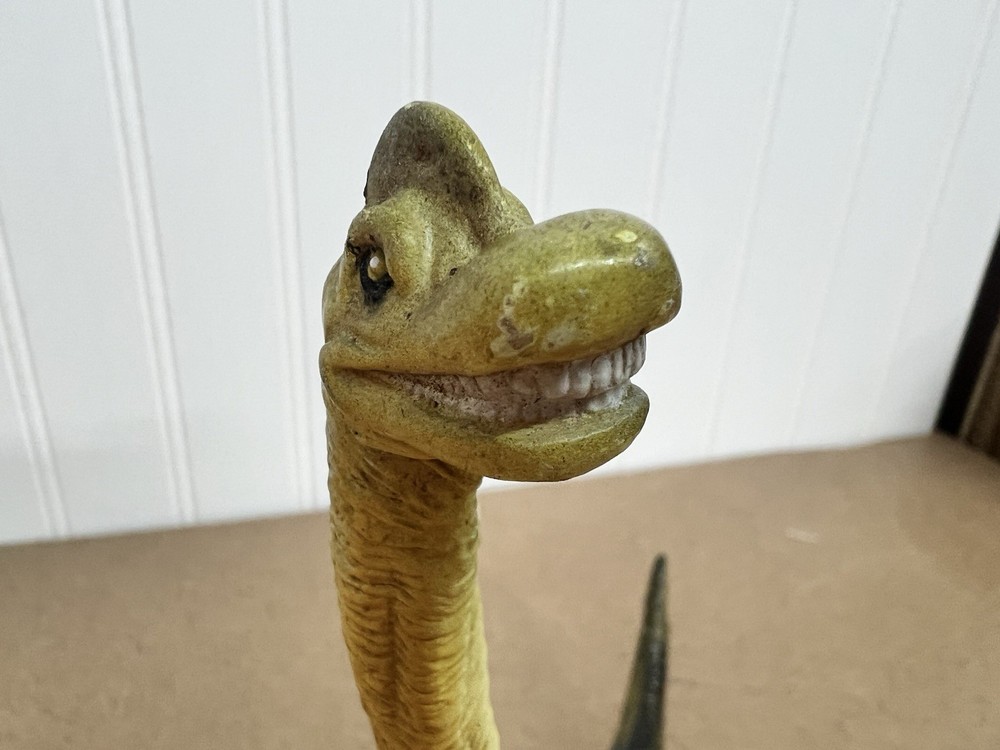 Vintage Thunder Beasts Brachiosaurus Figure 1993
