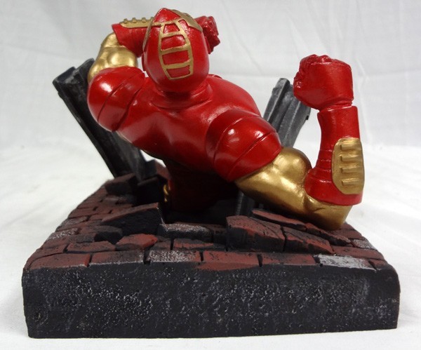 Creative License 1997 Limited Edition Marvel Comics Iron Man Sculpture #319/2000