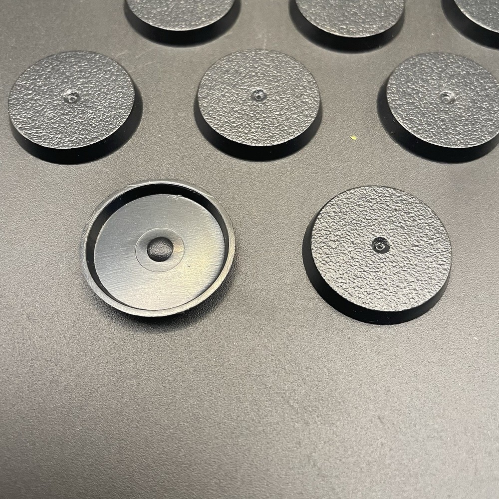 10x 25mm Generic Round Wargame Bases