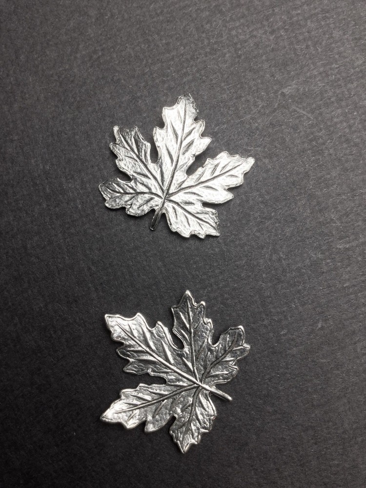 33334 - 3 Pc Small Maple Leaf Jewelry Finding Matte Silver Oxidized