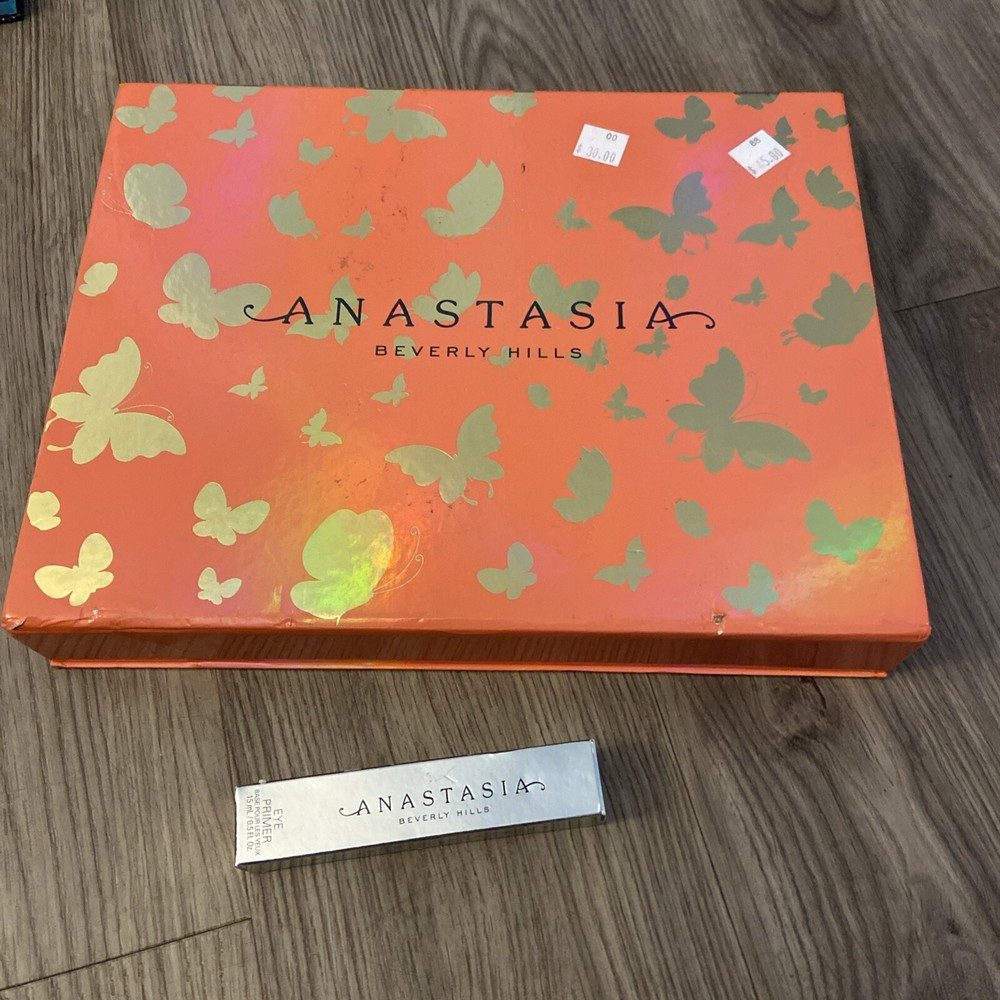 Anastasia Beverly Hills Makeup Lot