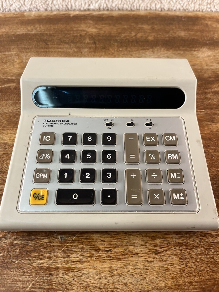TOSHIBA BC-1015 Vintage Electronic Calculator