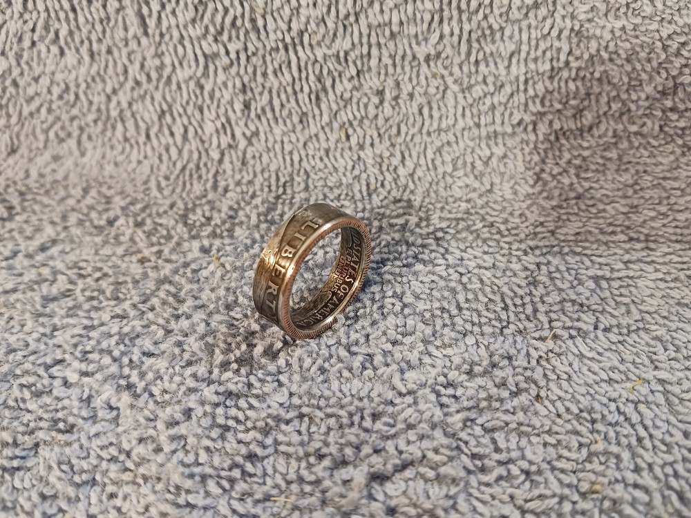 1994 Handcrafted Washington Quarters coin ring, size 6 1/2