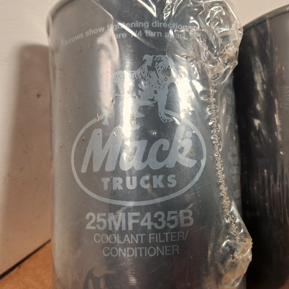 2pcs Mack 25MF435B Coolant filter conditioner