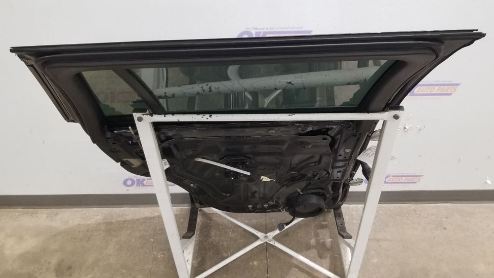 16 CADILLAC ESCALADE DOOR ASSEMBLY REAR LEFT DRIVER BLACK