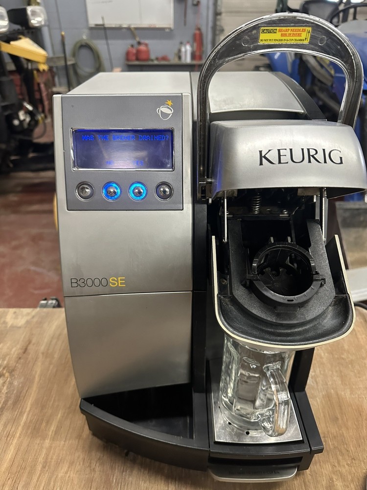 Keurig B3000SE Large K-Cup Brewing System - Used Working