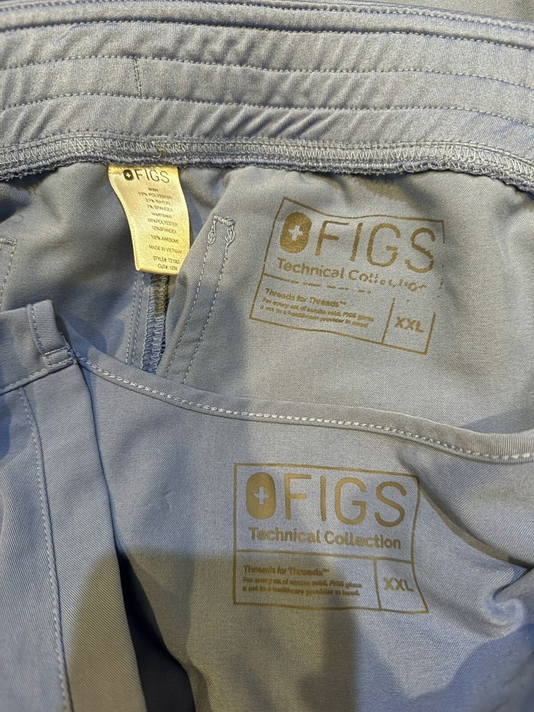 Womens Figs Scrub Set sz XXL