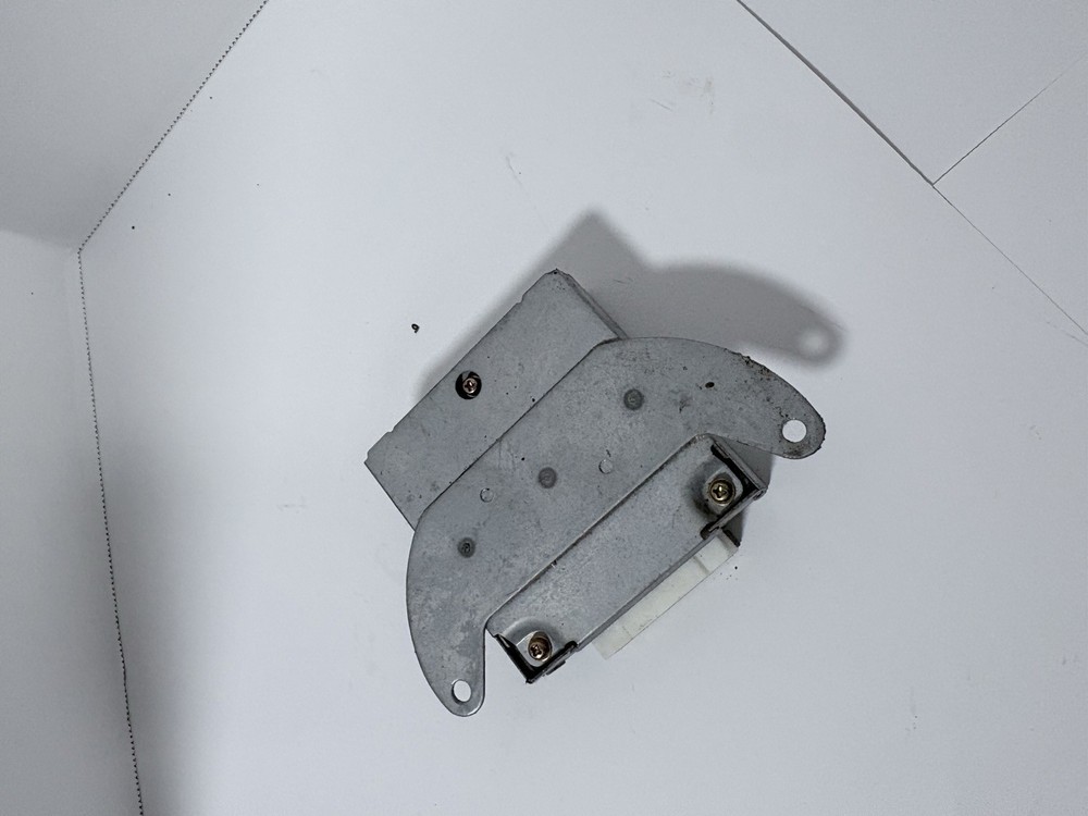 Jeep Cherokee XJ Transmission Controller TCM TCU